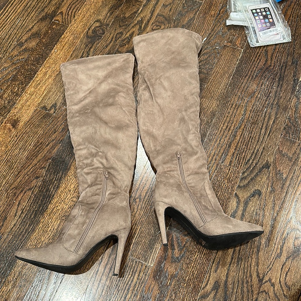 Over the knee boot